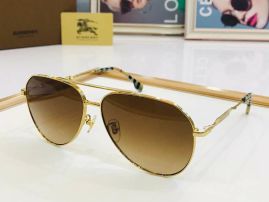 Picture of Burberry Sunglasses _SKUfw49839160fw